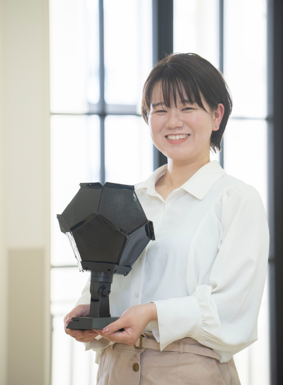 理学部　物理・宇宙学科 高田 真緒さん