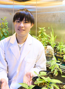 生命環境学部 生物科学科 植物昆虫科学専攻 下田 侑輝さん